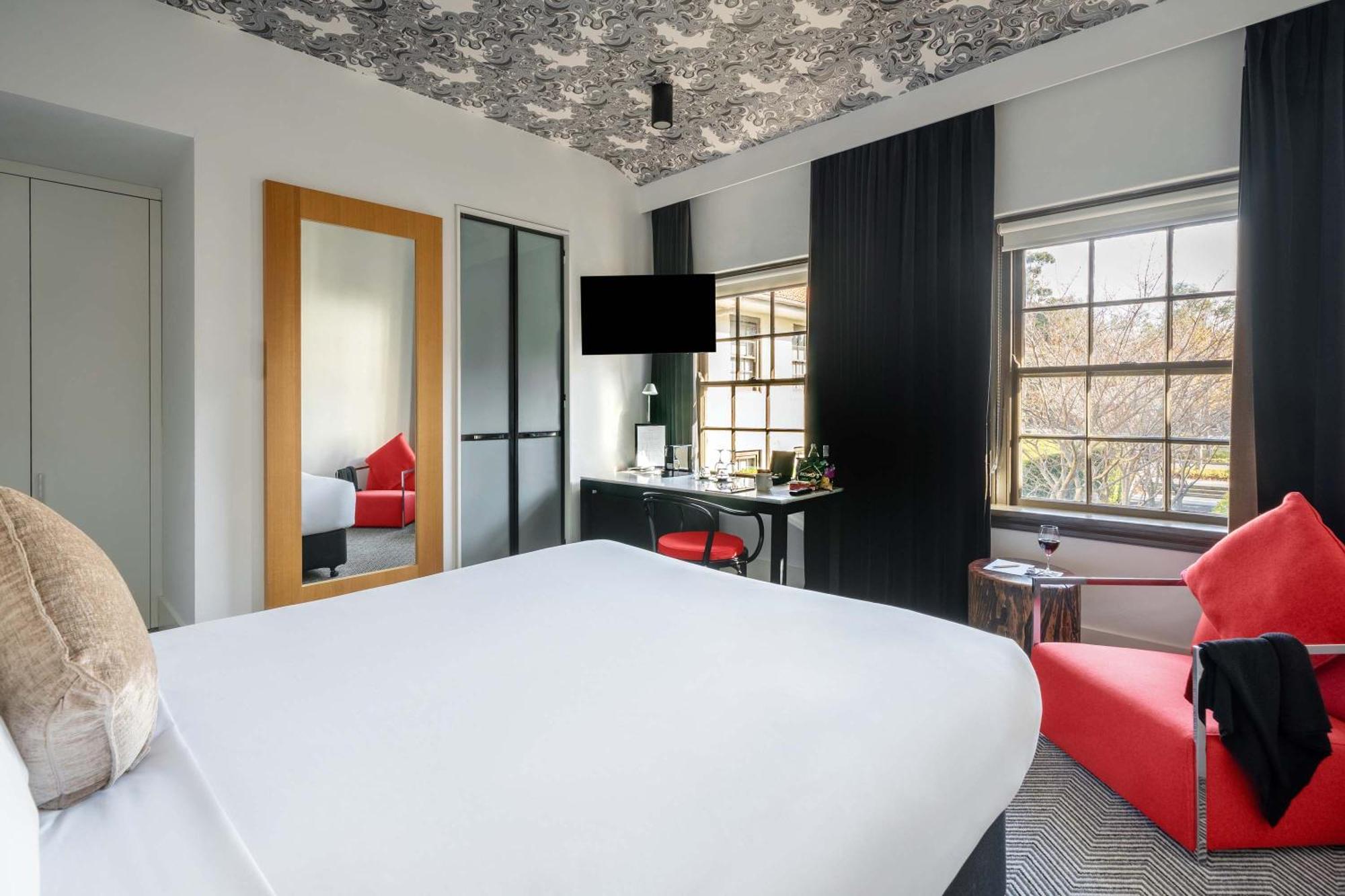 Peppers Gallery Hotel Canberra Bagian luar foto
