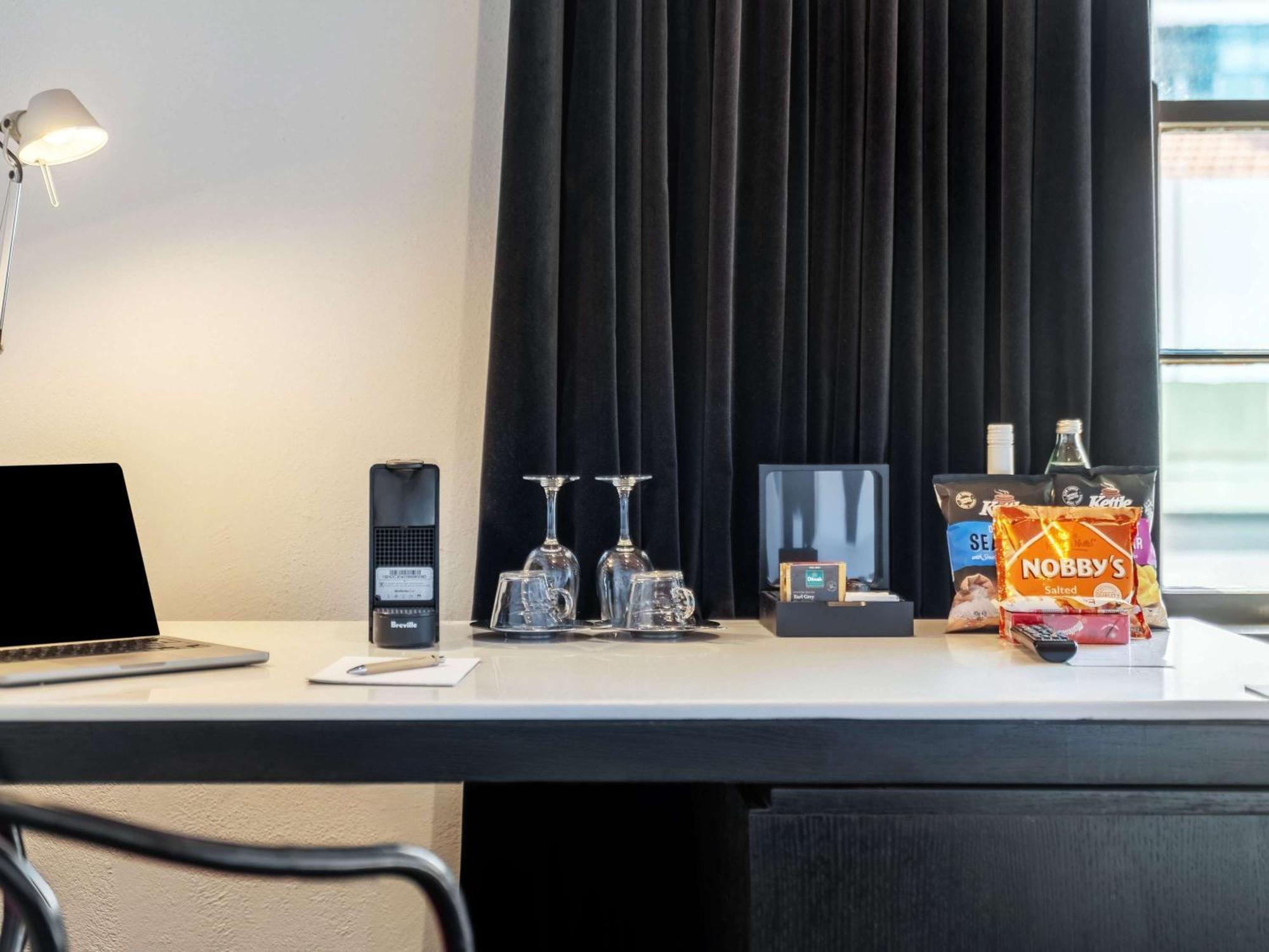 Peppers Gallery Hotel Canberra Bagian luar foto