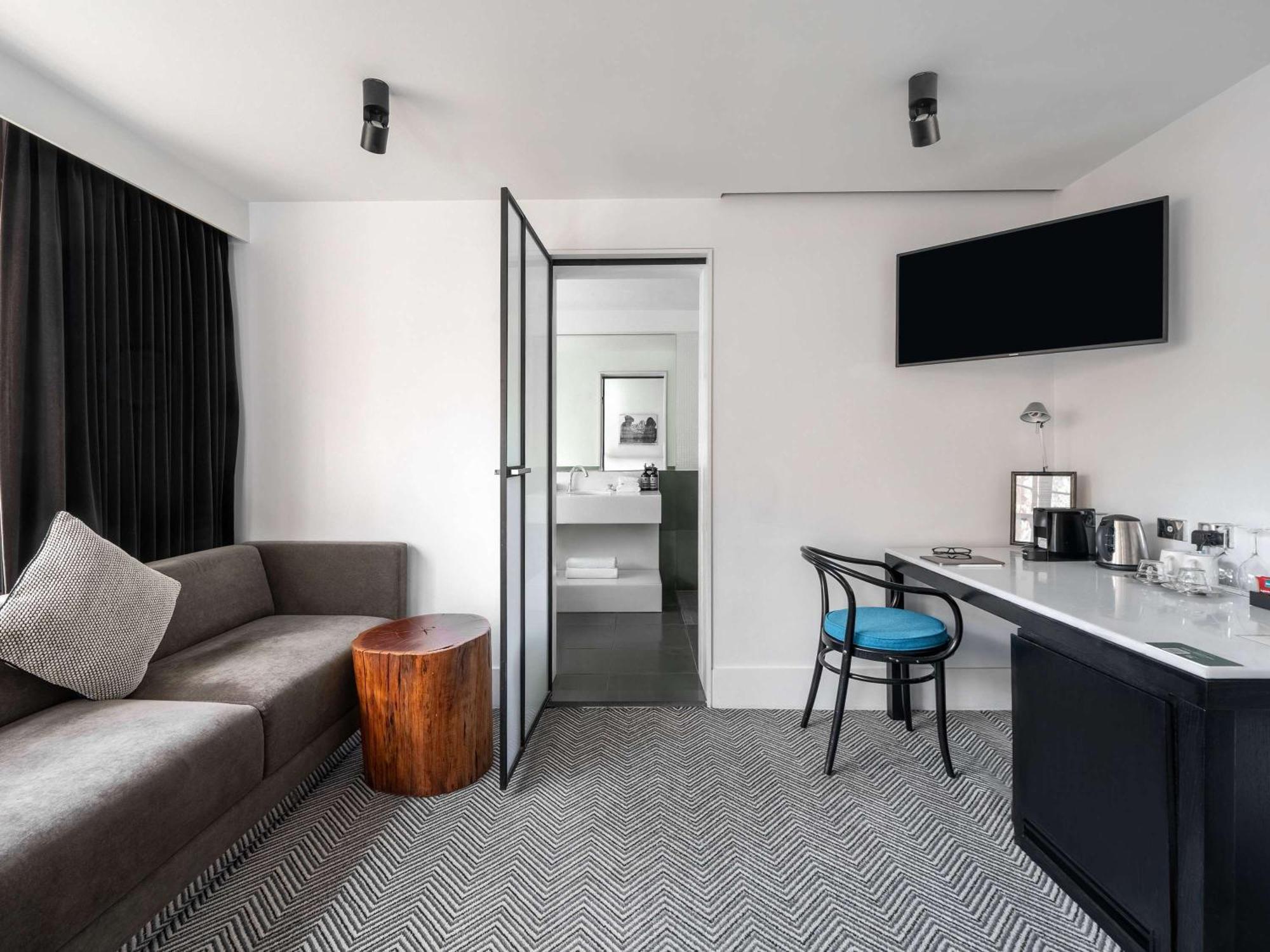 Peppers Gallery Hotel Canberra Bagian luar foto